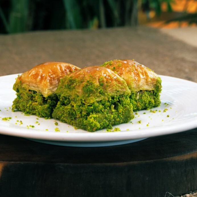 Fıstıklı Baklava (1 kg.)