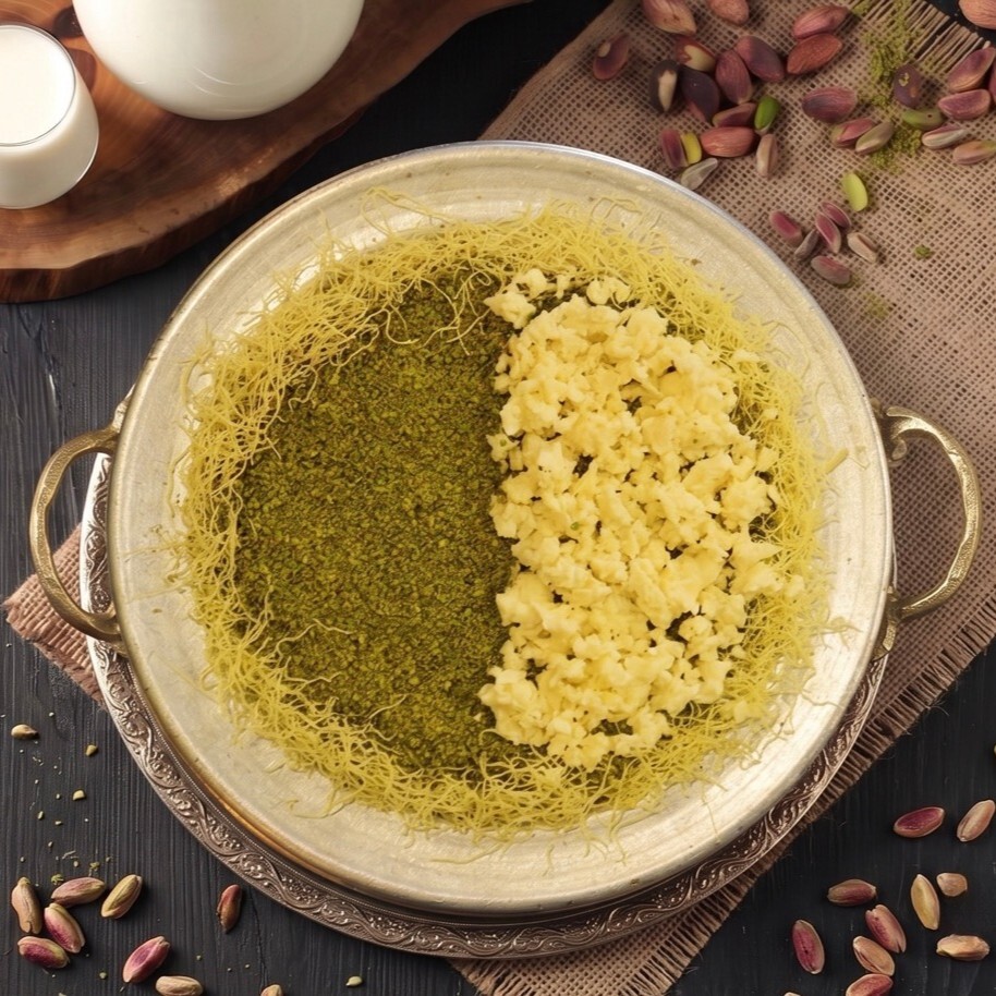 Yarı Fıstıklı Yarı Peynirli Künefe (6-7 Kişilik)