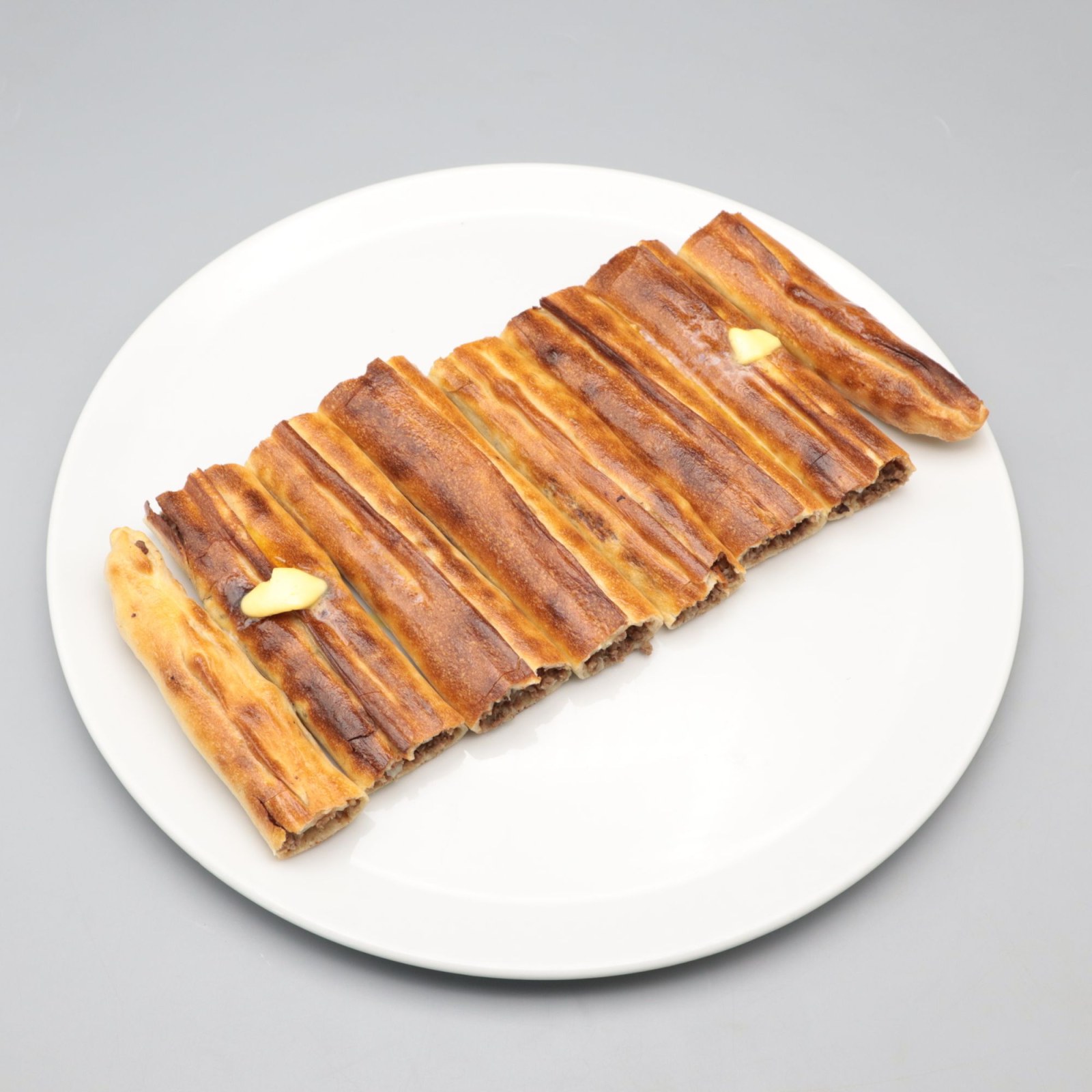 Kıymalı Pide (1,5 Porsiyon)