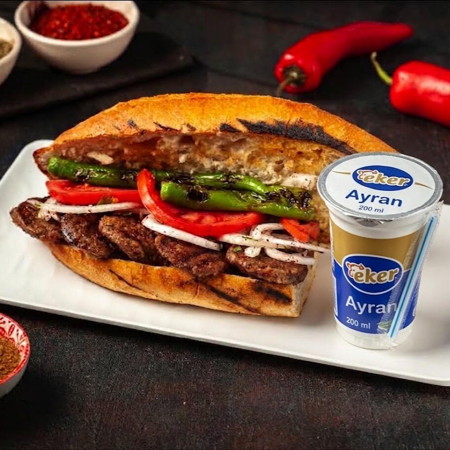 4 Adet Ekmek Arası Köfte