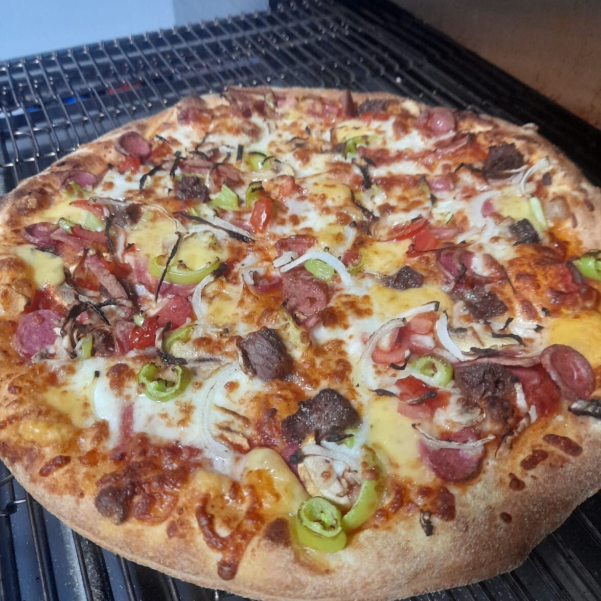 Kavurmalı Pizza ( Orta Boy )