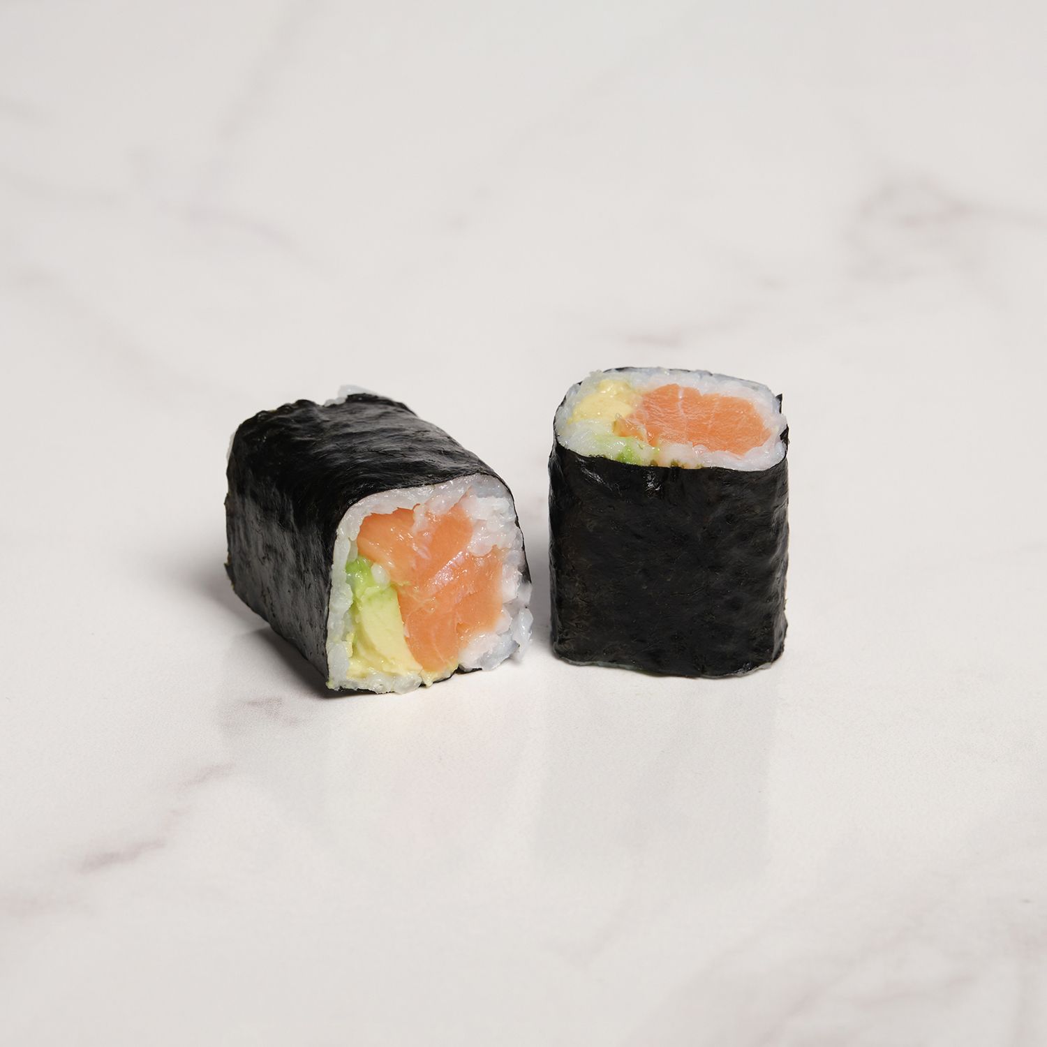Sake Avocado Maki (6 Pcs)