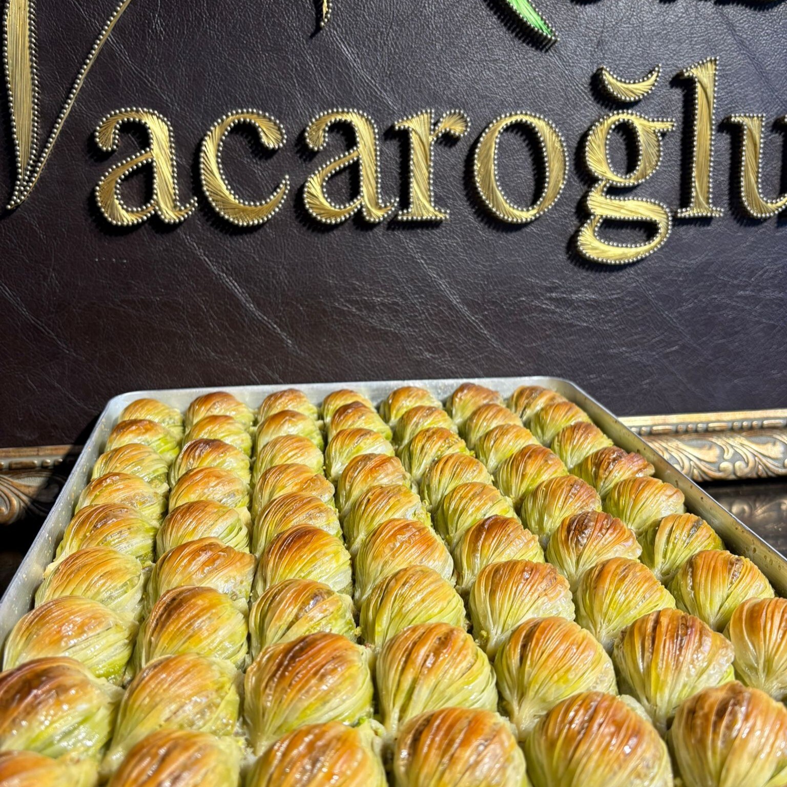 Fıstıklı Midye Baklava (500 gr.)