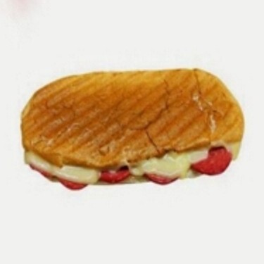 Sandviç Sucuklu Tost