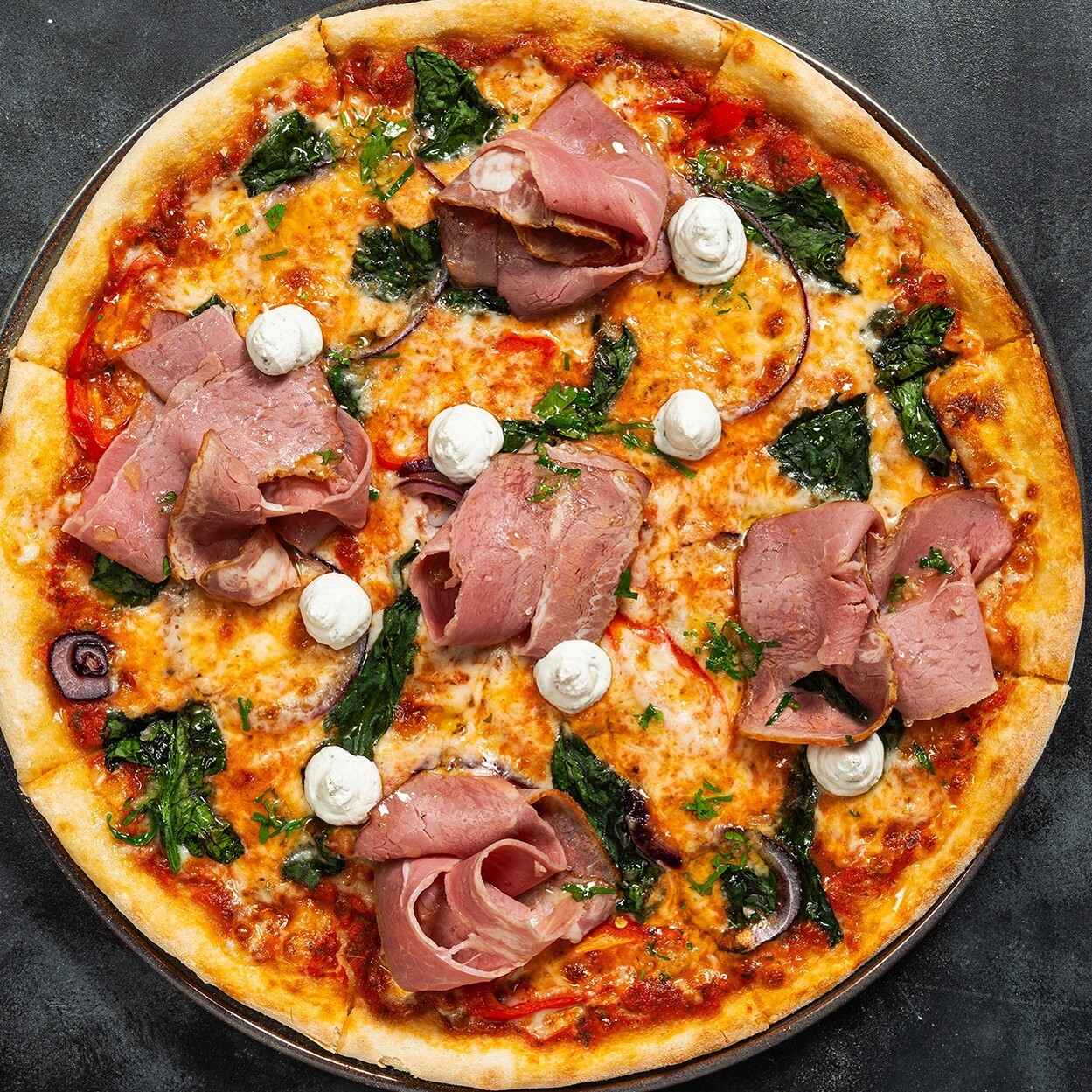 Füme Kaburga Pizza