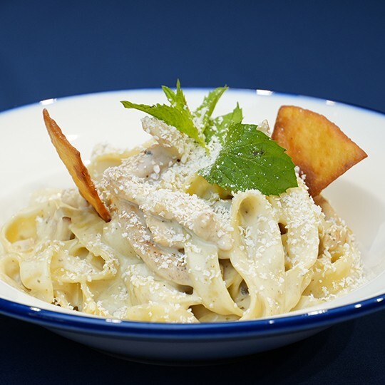 Fettuccine Alfredo