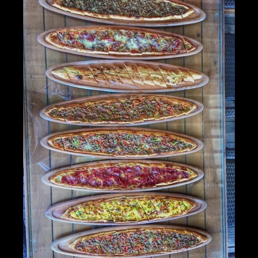 Kıymalı Yumurtalı Açık Pide