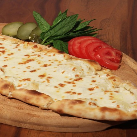 Kaşarlı Pide