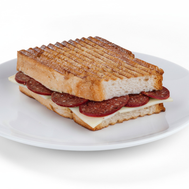 Sucuklu Kaşarlı Tost