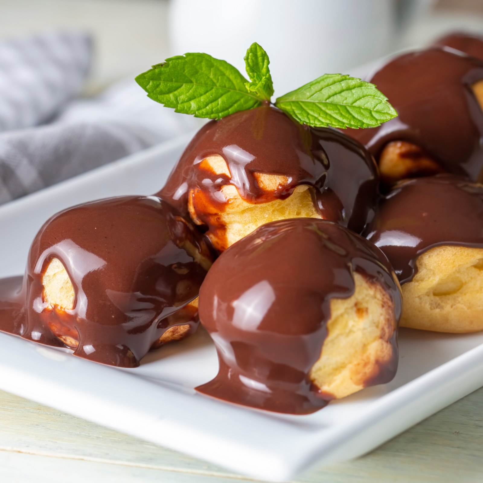 Profiterol (12 Adet)