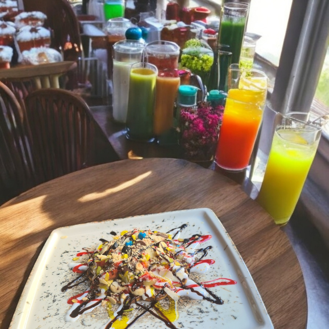 Sütlü Çikolatalı Double Çift Katlı Ultra Karışık Muz Kivi Çilek Waffle Groot