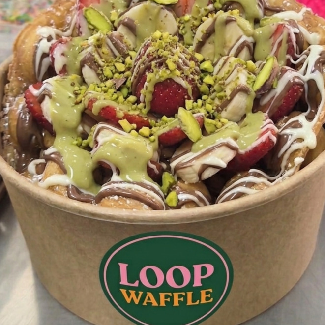 Antep Fıstığı Soslu Waffle Bowl