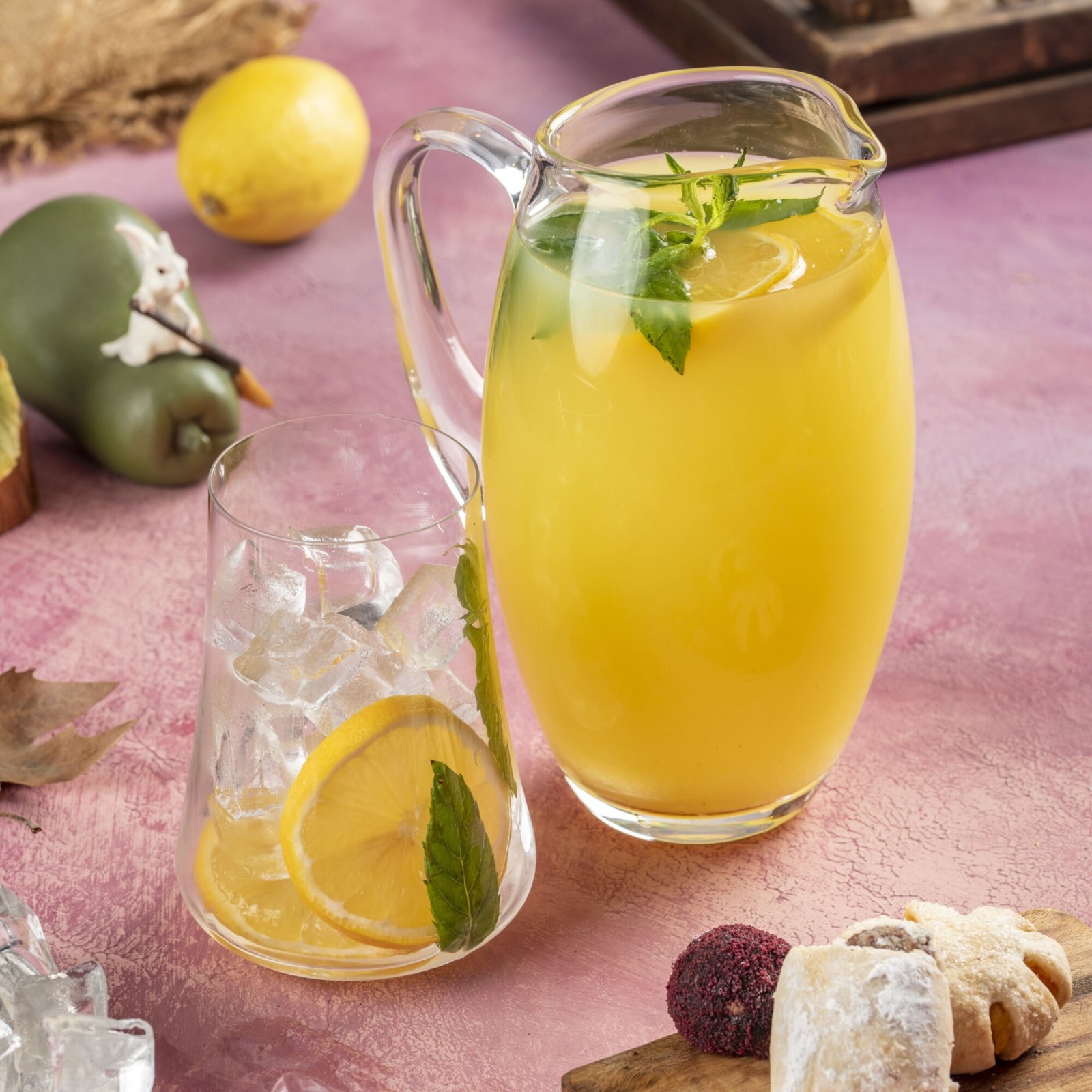 Ev Yapımı Limonata 330 ml (KCal 140,7)