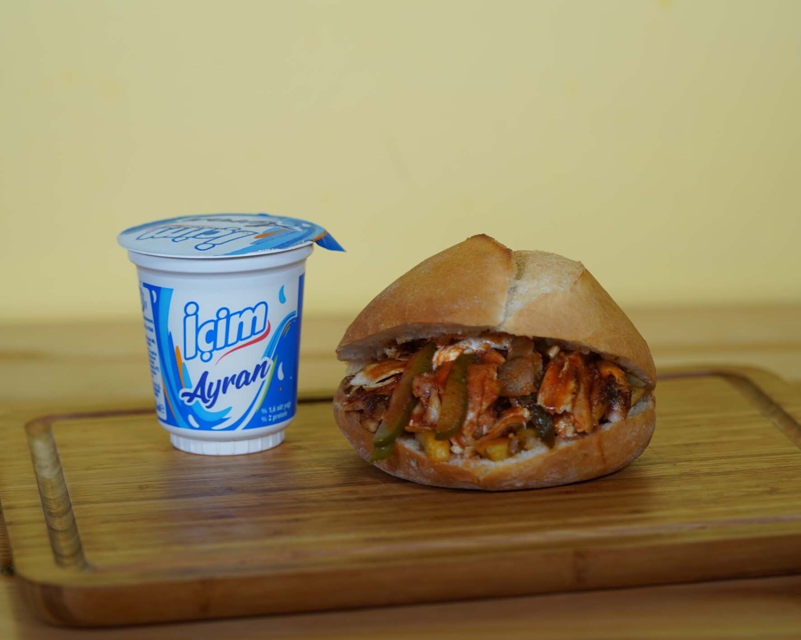 Ekmek Arası Duble Hatay Tavuk Döner&Ayran