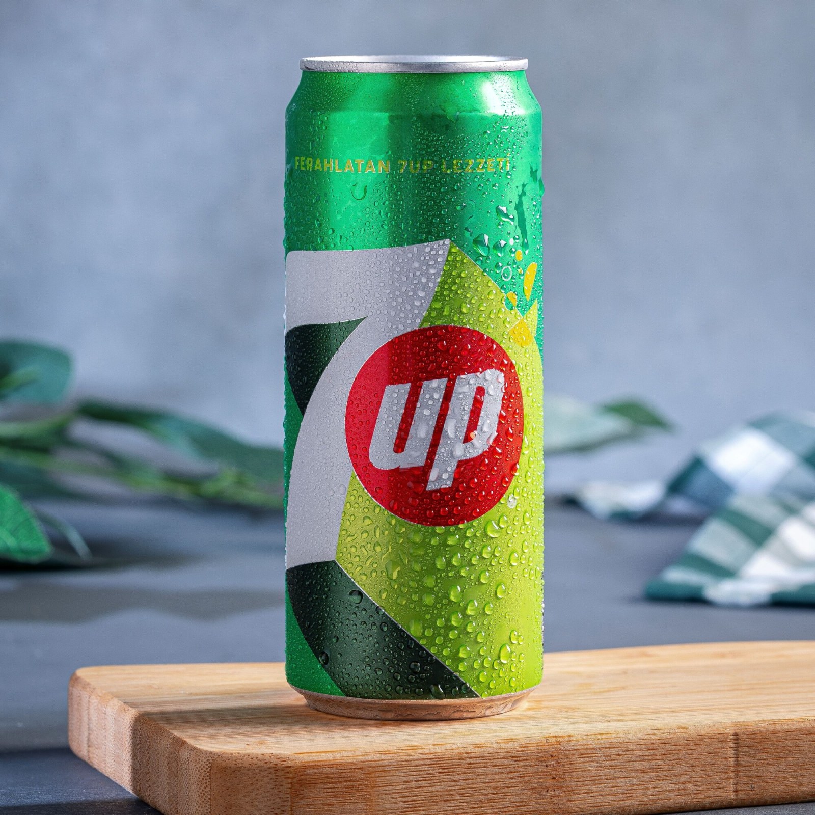7Up ( 330 Ml )