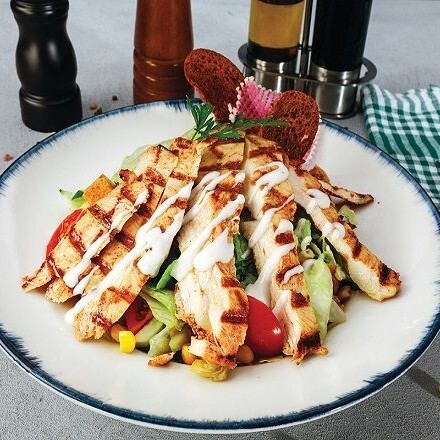 Tavuklu Sezar Salata