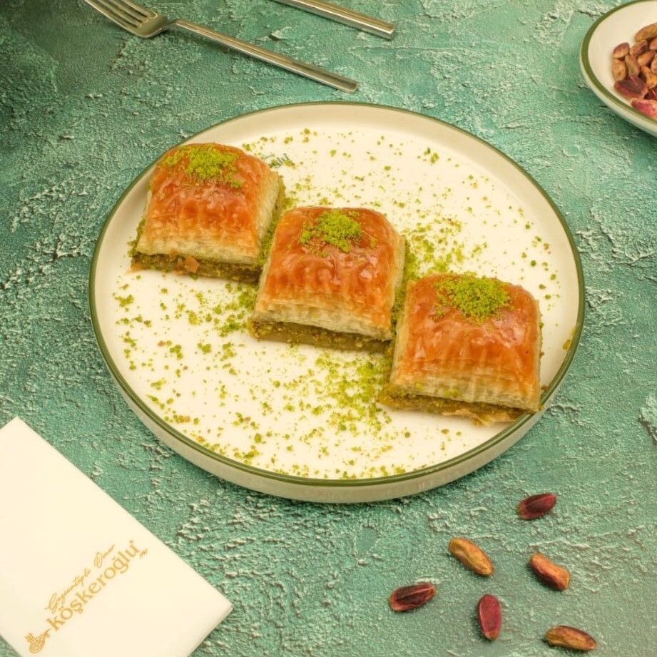 Kare Baklava (1 Kg)