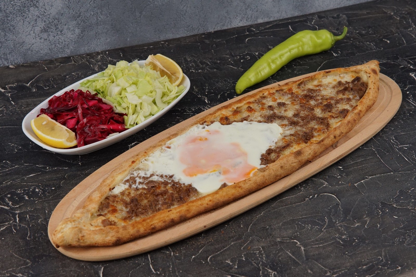 Kavurmalı Kaşarlı Yumurtalı