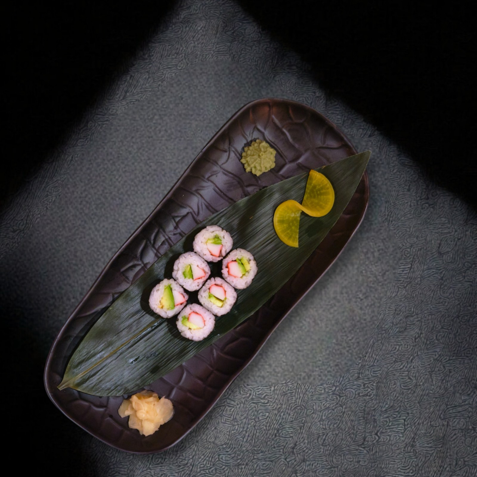Kani Avokado Maki (6 Parça)