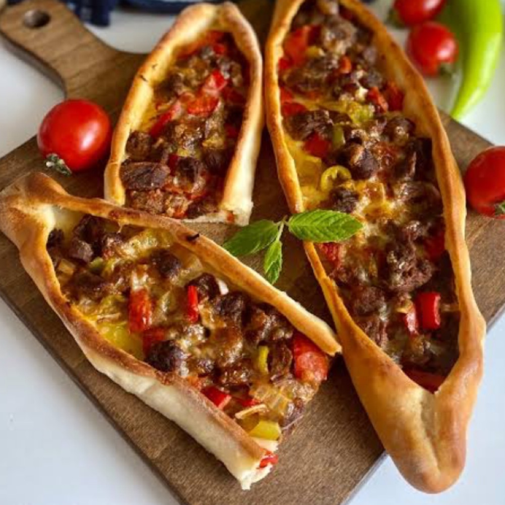 Kuşbaşılı Pide