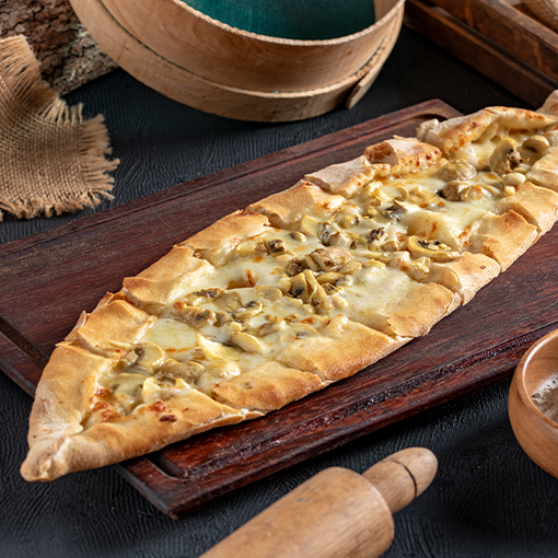 Mantarlı Kaşarlı Pide