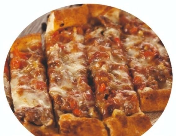 Kıymalı Kaşarlı Pide