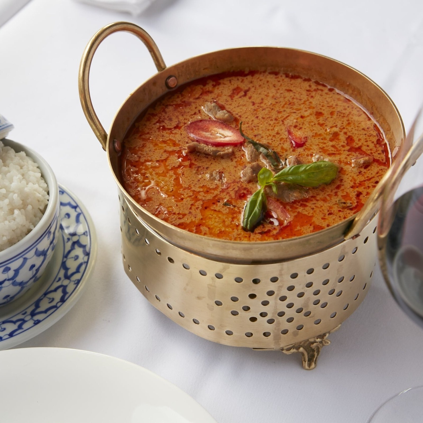 Panaeng Kırmızı Köri Soslu Tavuk