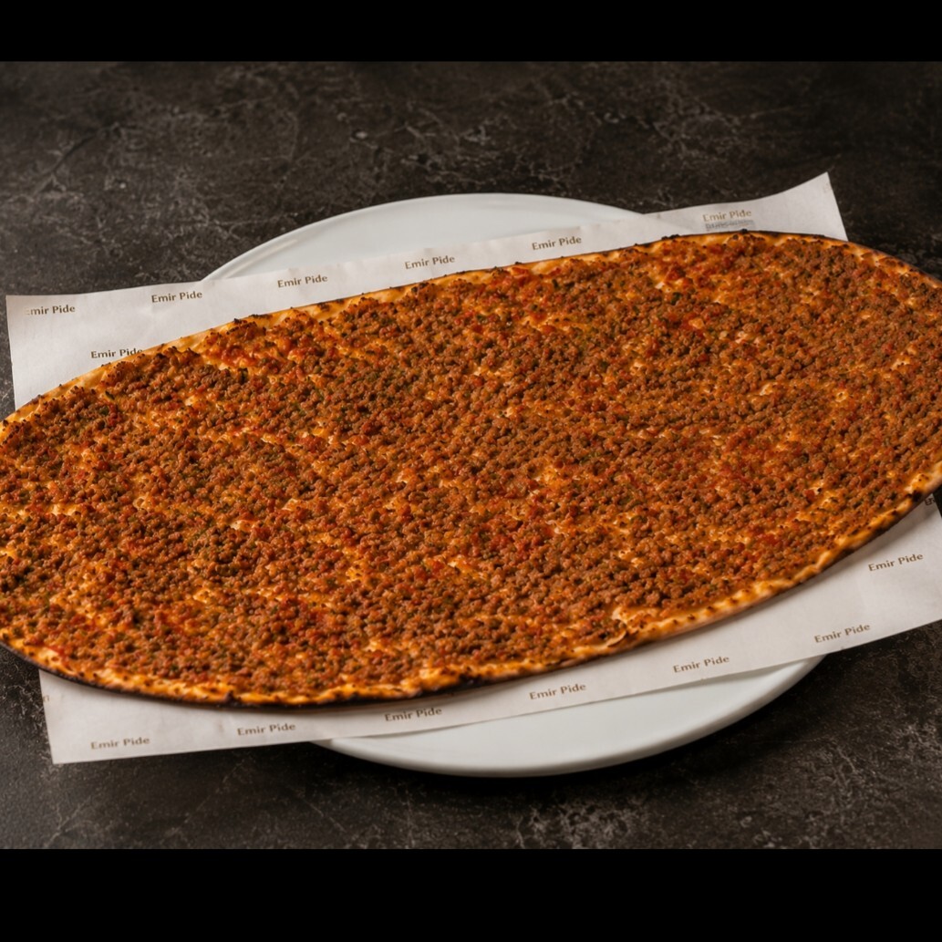 LAHMACUN ( odun ateşinde )