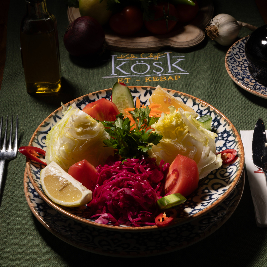 Göbek Salata