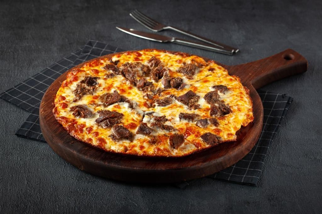 Kavurmalı Pizza