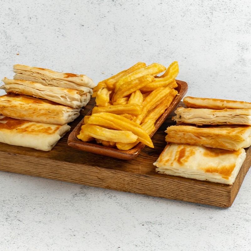 Ispanaklı & Beyaz Peynirli Gözleme (902,6 KCal)