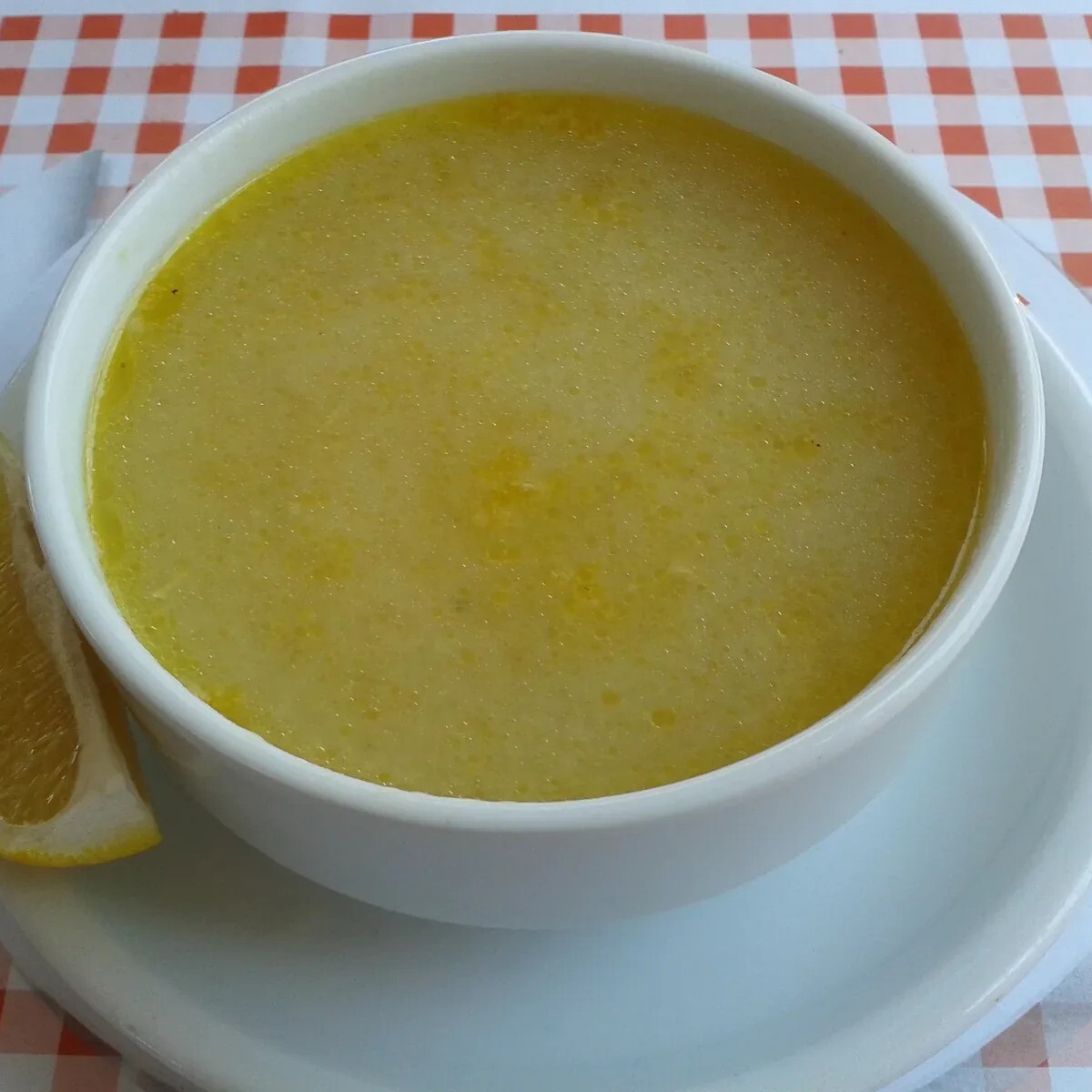 Tavuk Suyu Çorbası