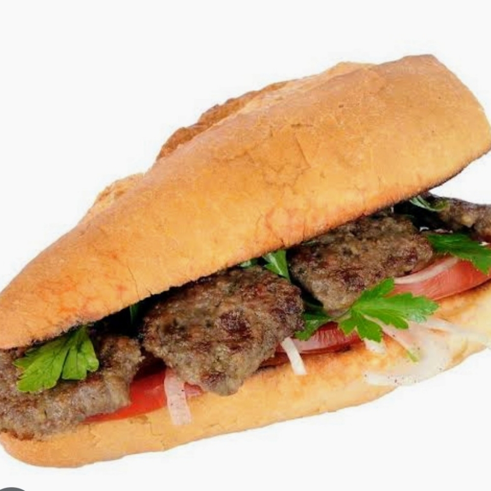 Yarım Ekmek Arası Izgara Sucuk