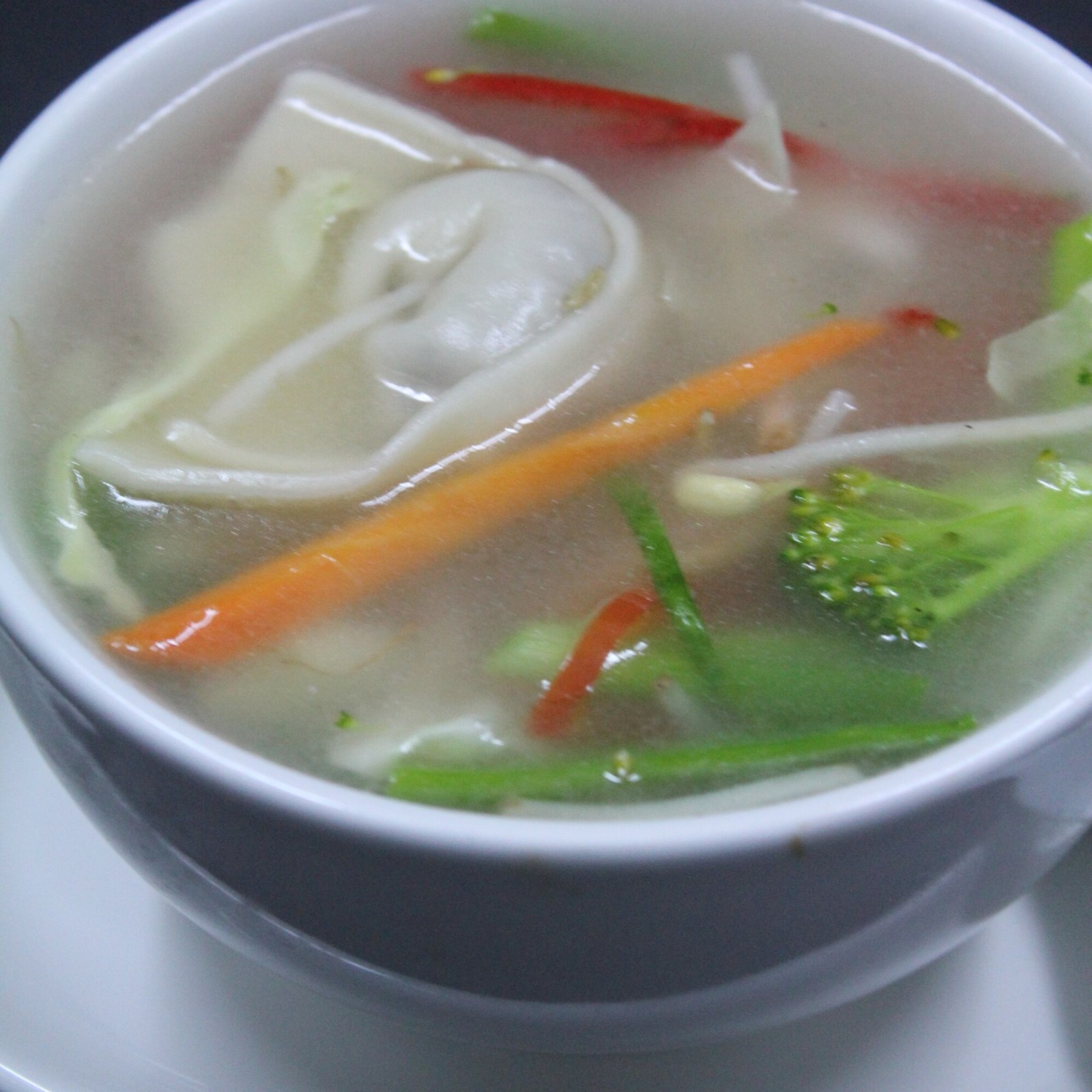 1. Wonton Çorbası