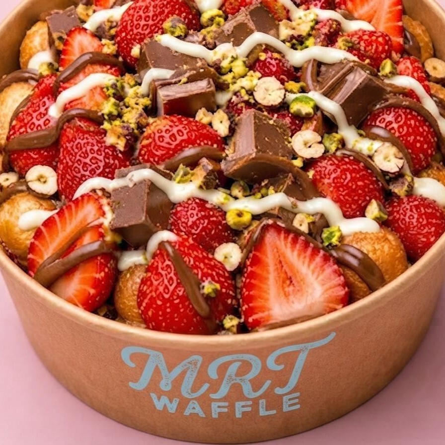 Bumble Waffle Çilek Şöleni Bowl