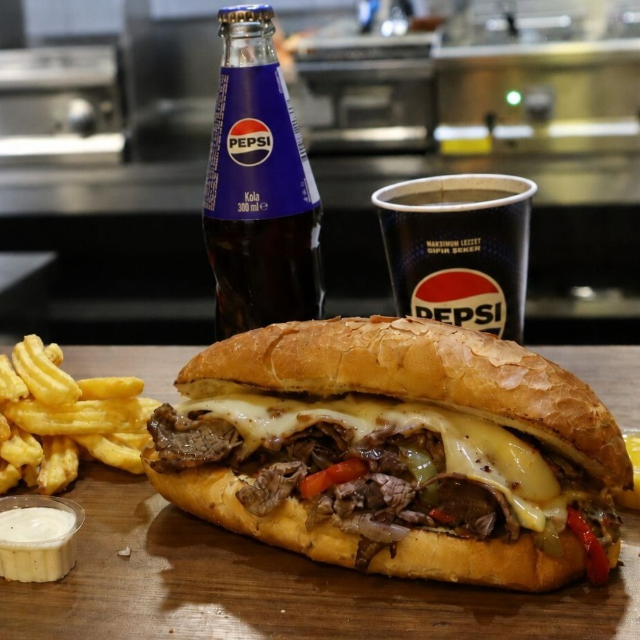 Arquet Ribeye Cheese Steak