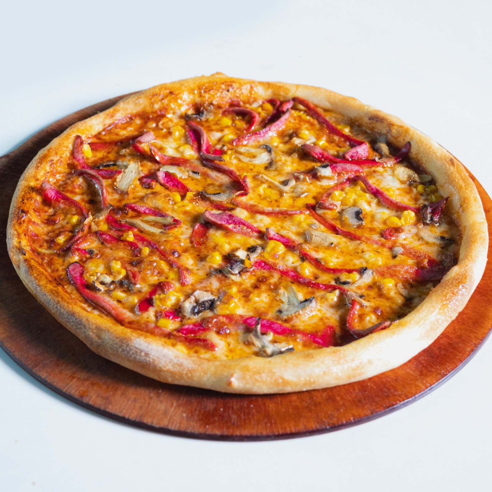 Lezzet Üçlüsü Pizza (Orta Boy)