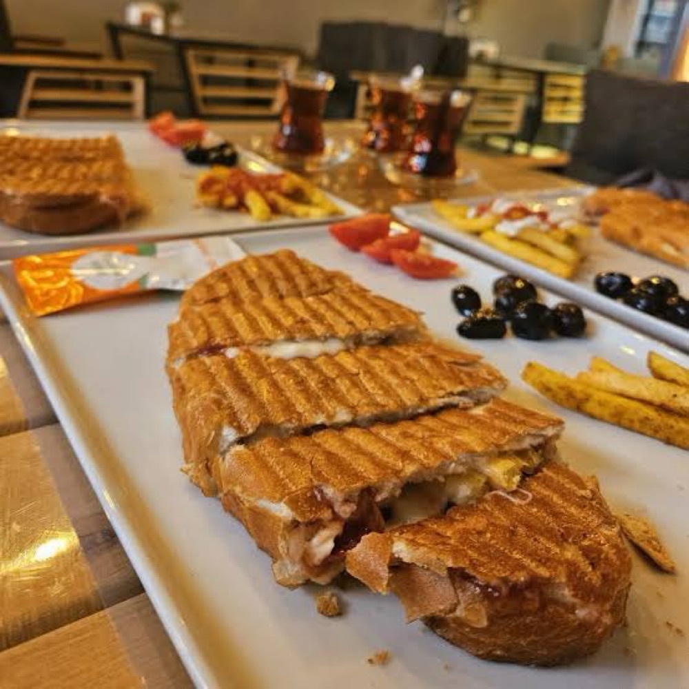 Çıtır Karışık Tost