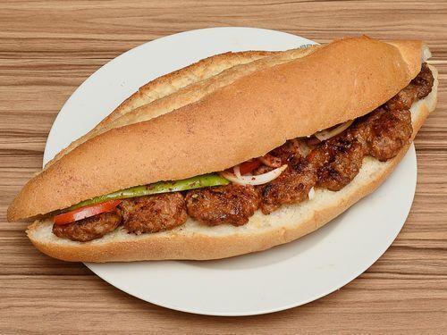 Tam Ekmek Kasap Köfte+AYRAN