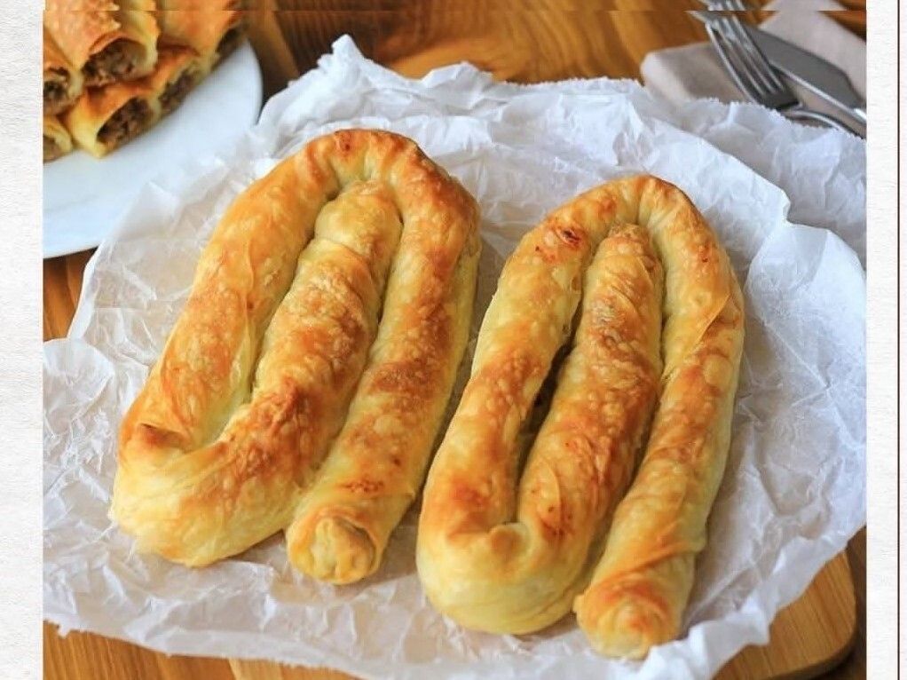 Karaköy Böreği Peynirli ( 1 kg.)