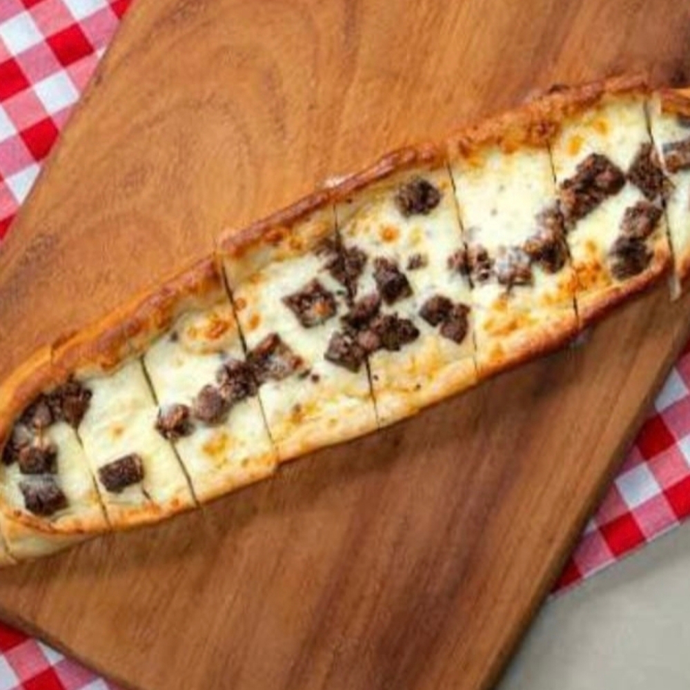 Kavurmalı Kaşarlı Pide (1 Porsiyon)