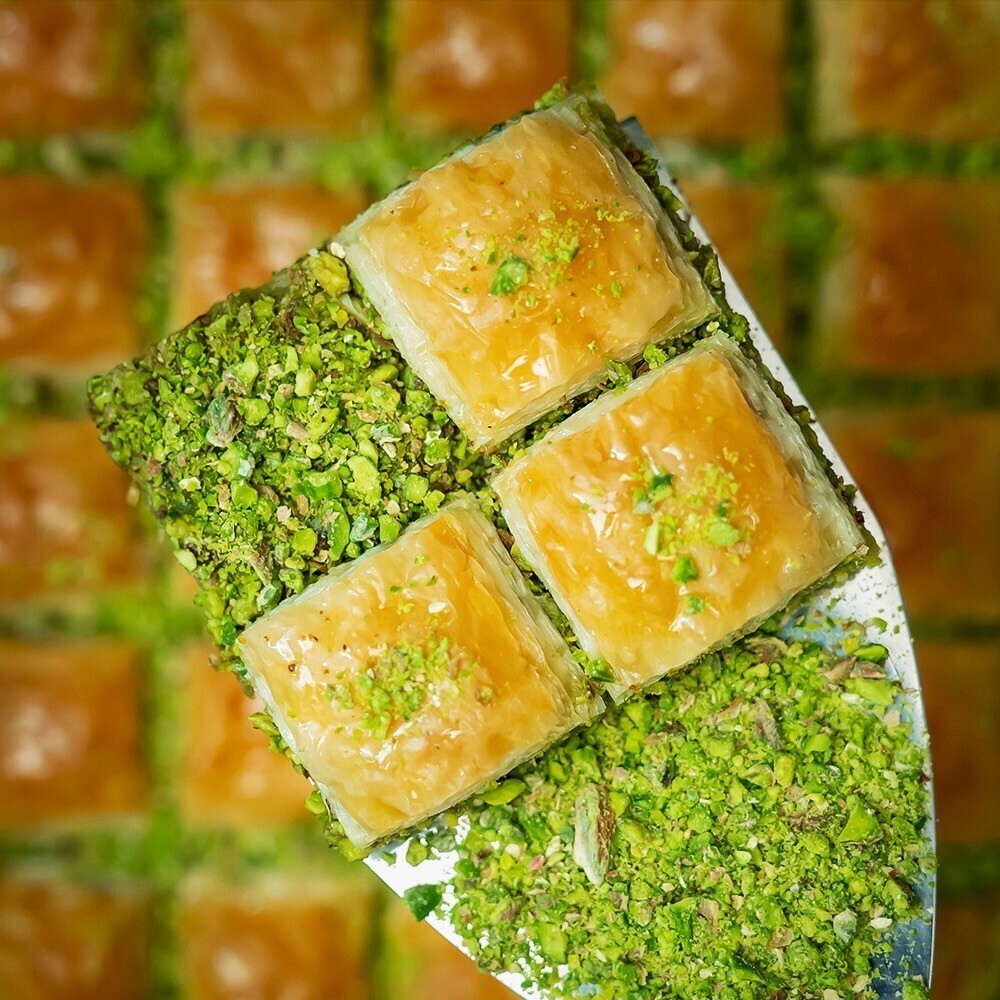 Özel Kare Baklava ( 1 kg )