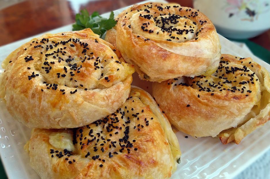 Gül Böreği Ispanak Peynirli