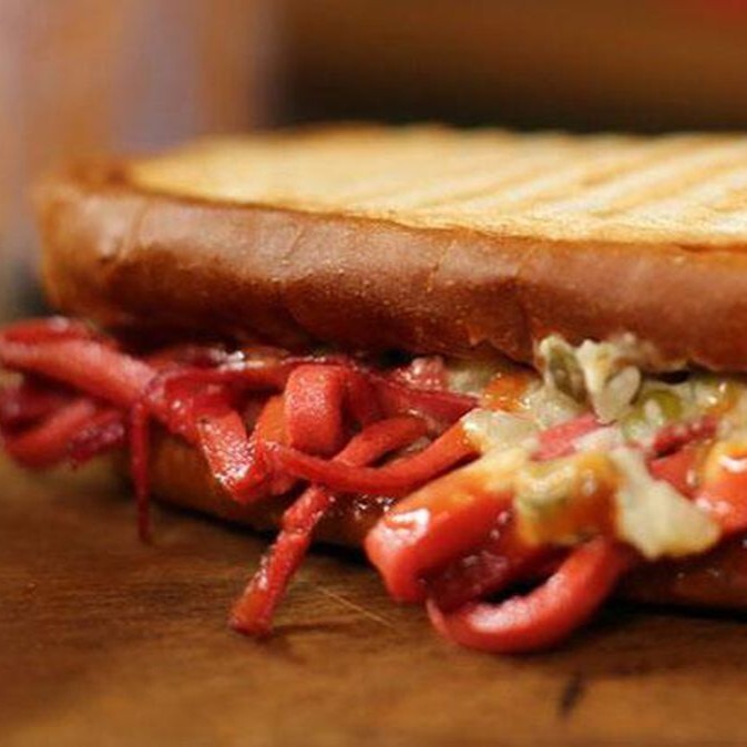 Yengen Tost
