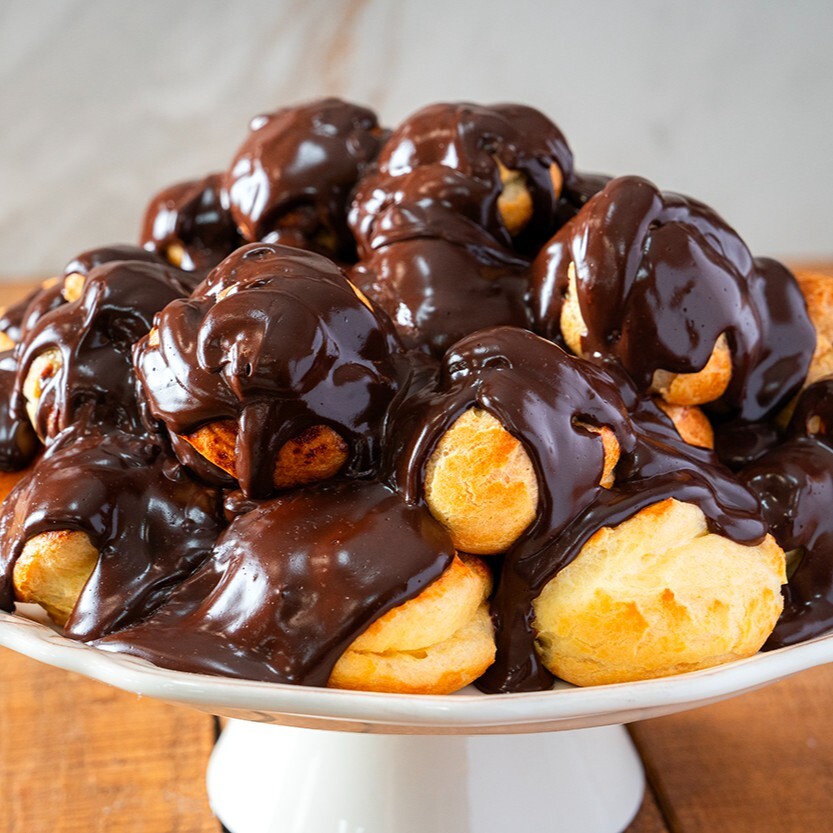 1 Kg Profiterol + 1 Kg meşhur Yanık Dondurma
