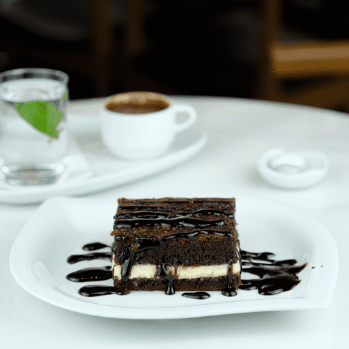 Brownie Beyaz Çikolatalı