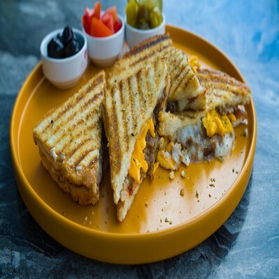 Manyak Tost