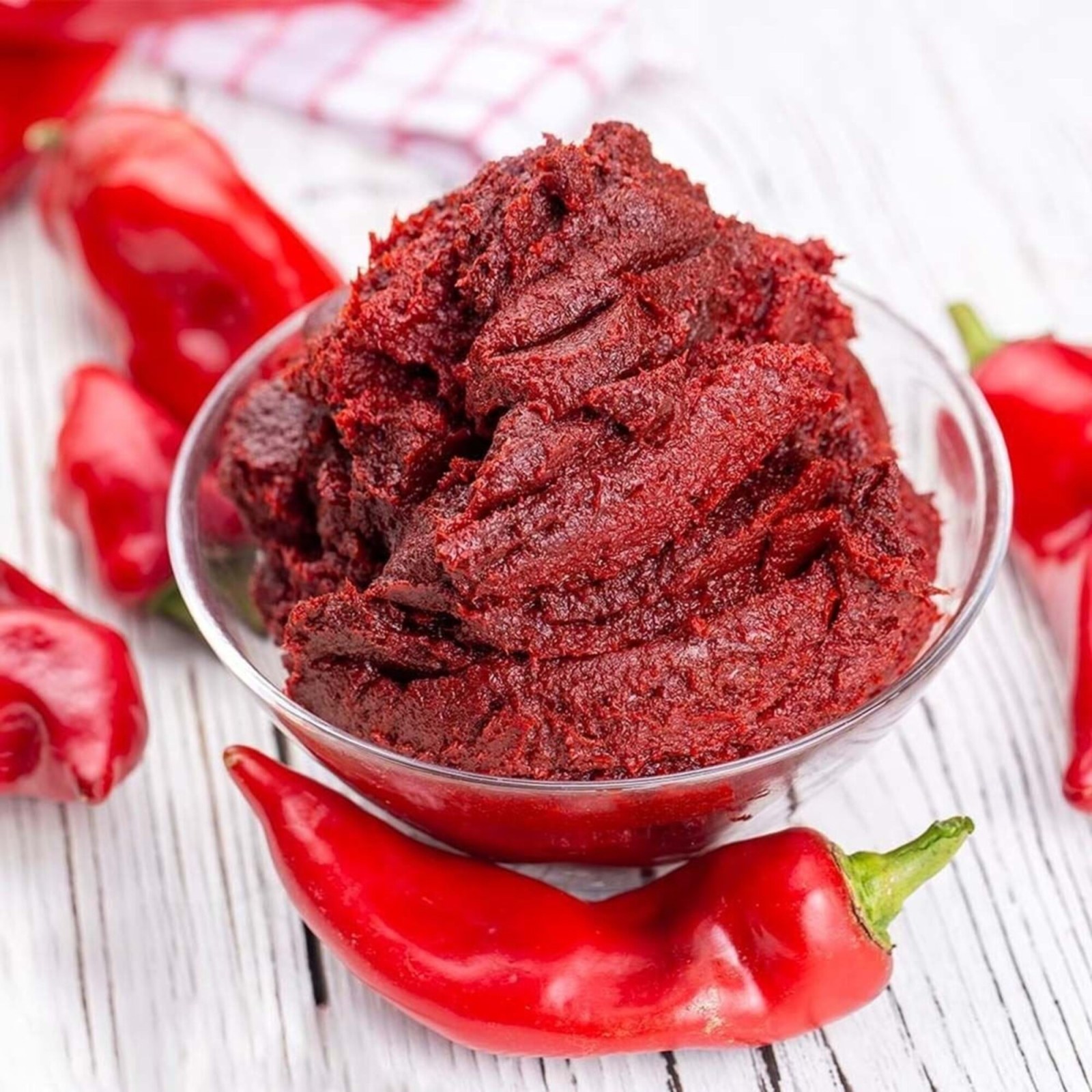 Ev Yapımı Ege Yöresel Acı Biber Salçası (650 G)