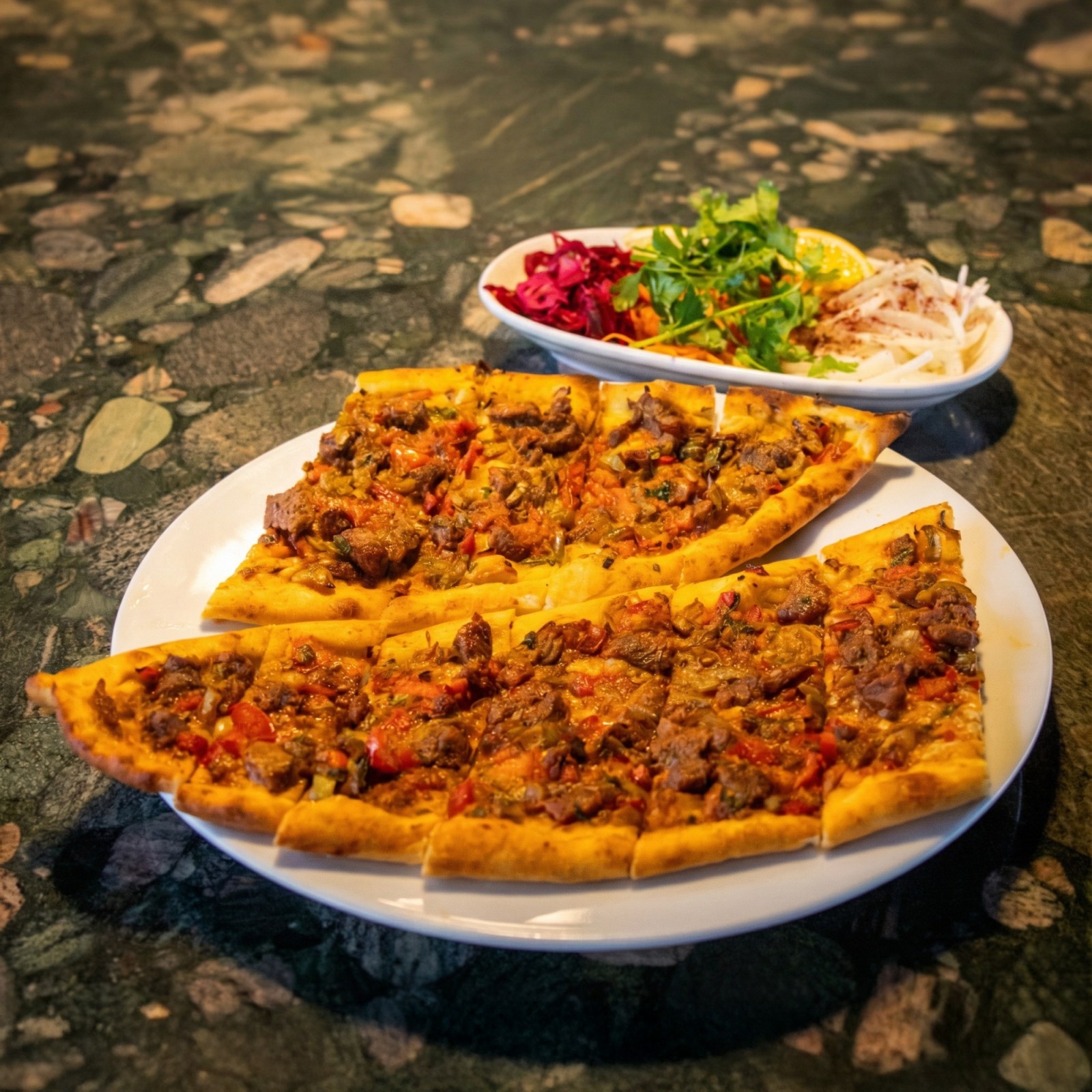 Kuşbaşılı Pide