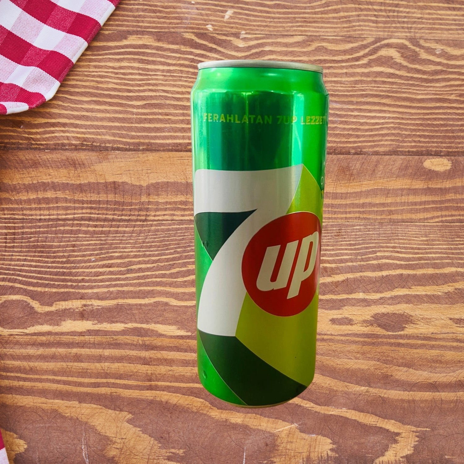 7 Up (330 ml)